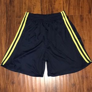 NWOT Navy blue & yellow youth active soccer shorts